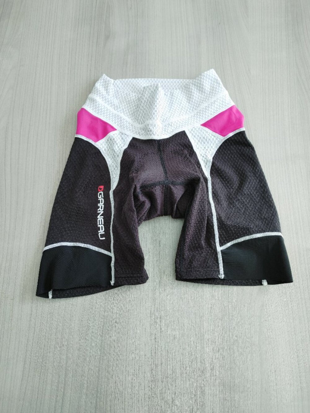 Women's Louis Garneau Carbon 8'' Cycling Shorts Size S